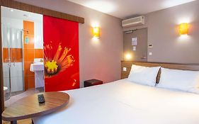 Hotel Ibis Styles Bourges - Piscine Exterieure Chauffee - Restaurants A Proximite